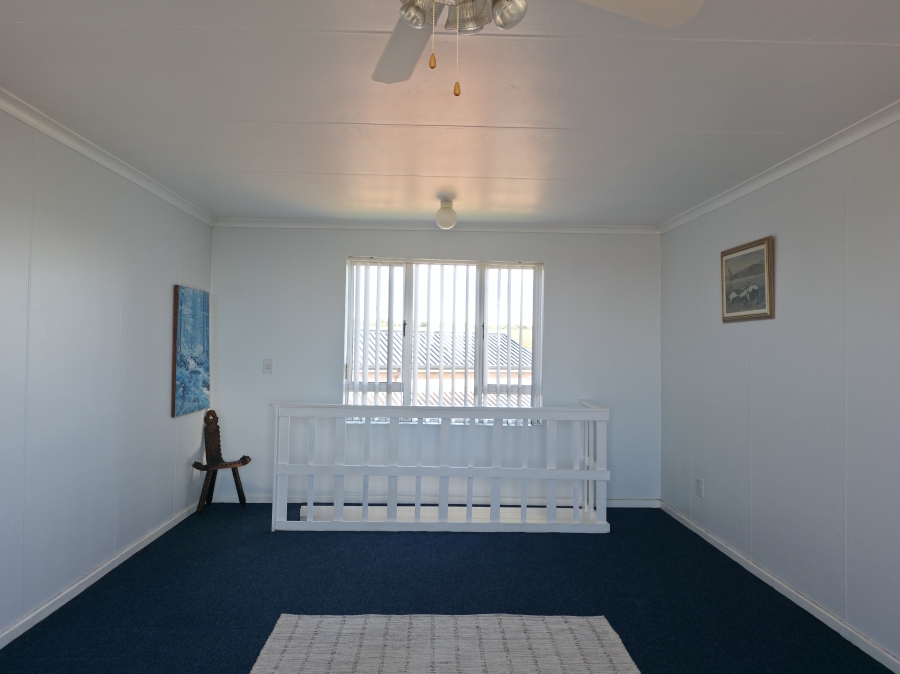 3 Bedroom Property for Sale in Wavecrest Eastern Cape